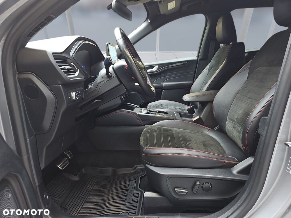 Ford Kuga 2.5 FHEV AWD ST-Line X - 29