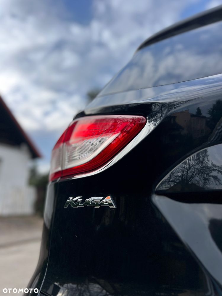 Ford Kuga 2.0 TDCi 4x4 Titanium - 12