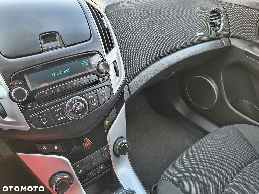Chevrolet Cruze 1.6 LT - 31