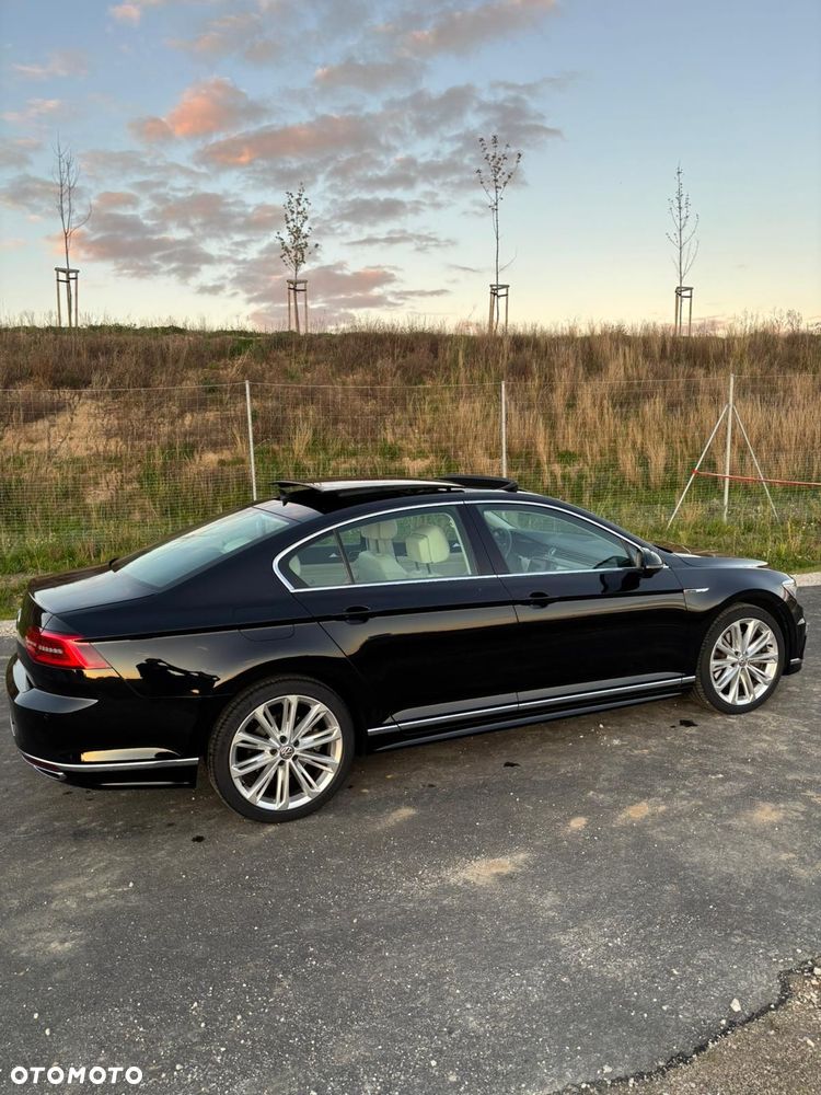 Volkswagen Passat - 2