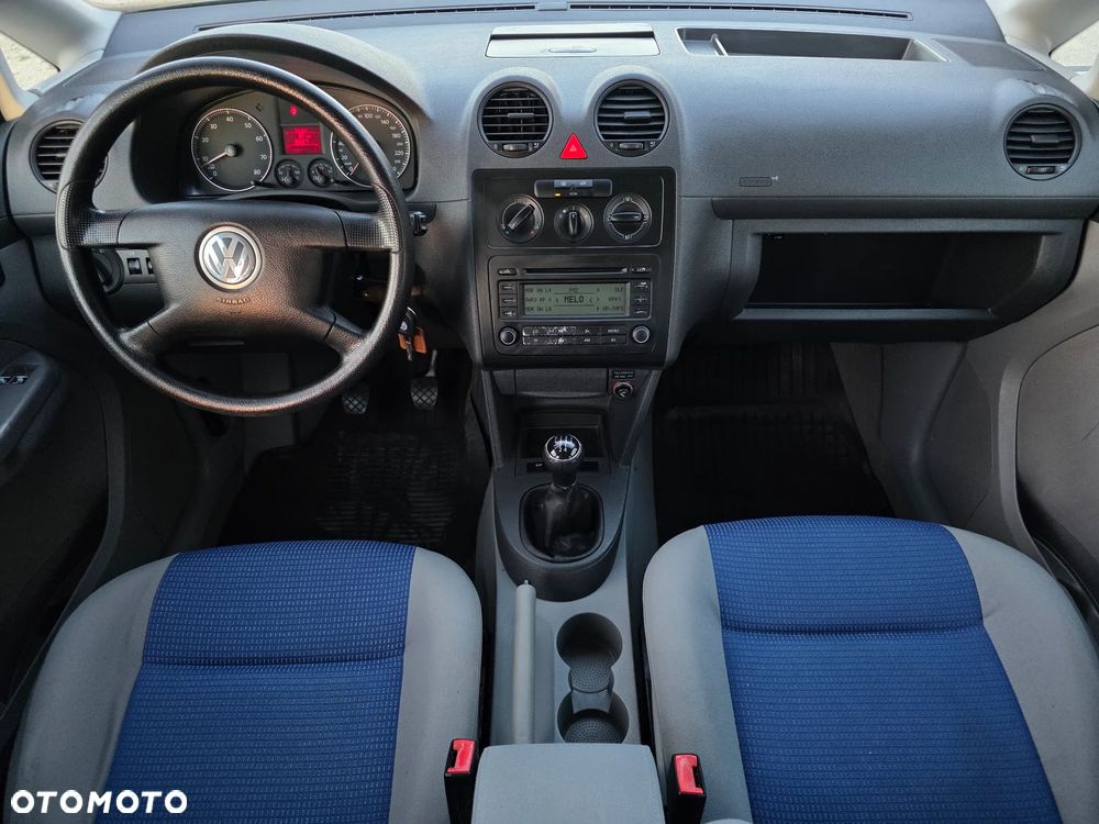 Volkswagen Caddy 1.6 Life Colour Concept - 10