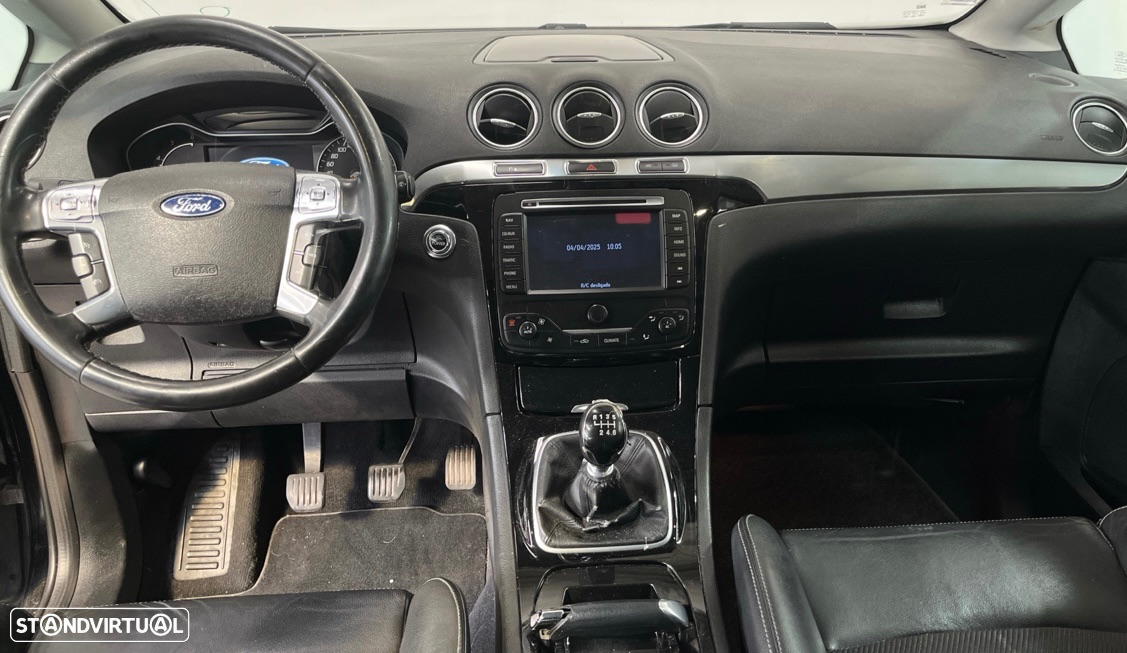 Ford S-Max 2.0 TDCi Titanium 7L - 9