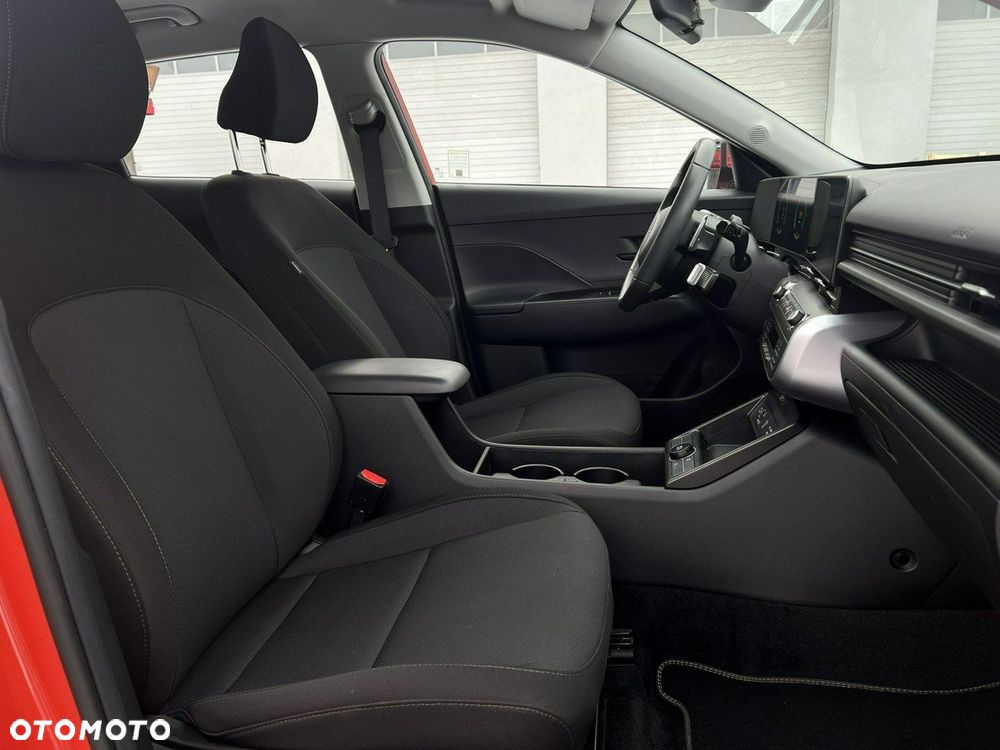 Hyundai Kona - 12