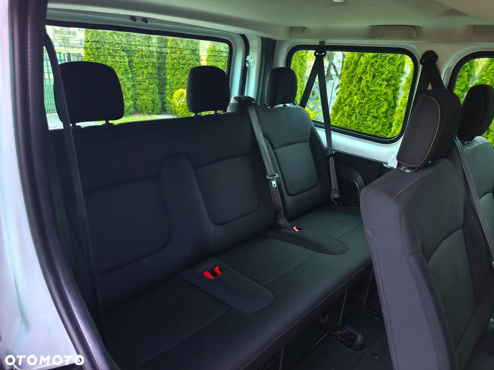 Renault Trafic - 18