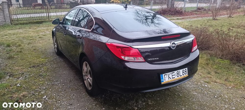Opel Insignia 1.8 - 6
