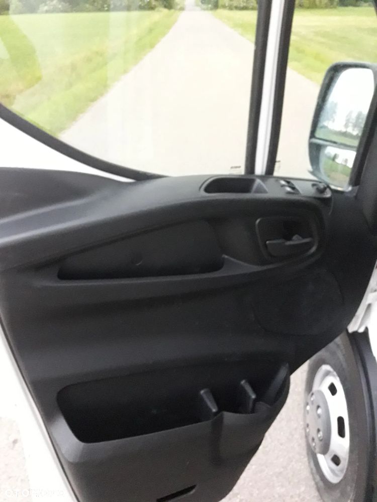 Iveco 35 - 25