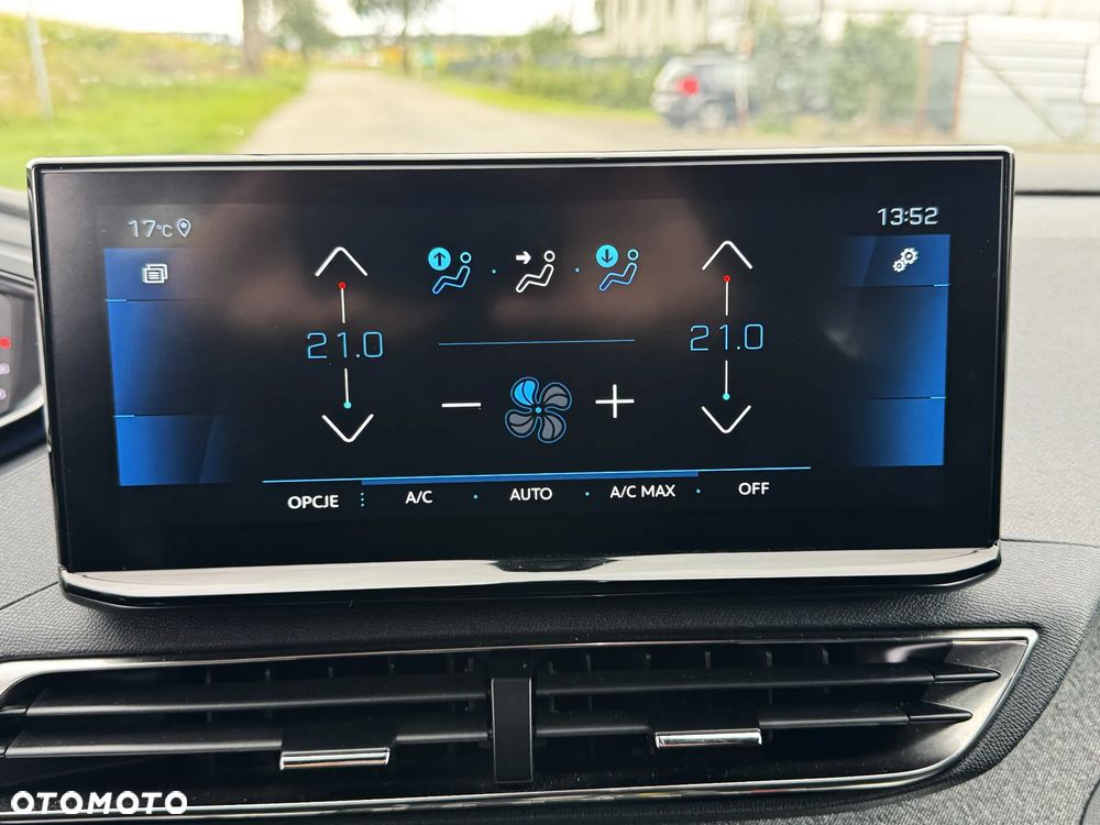 Peugeot 3008 1.5 BlueHDi Allure Pack S&S EAT8 - 37