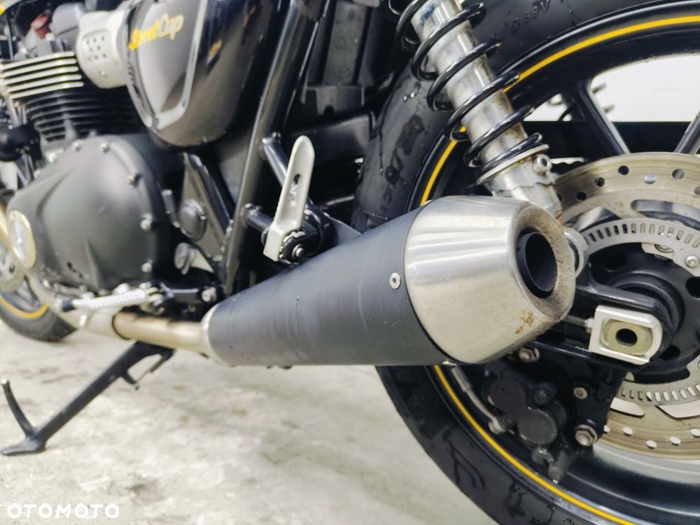 Triumph Street Twin - 26