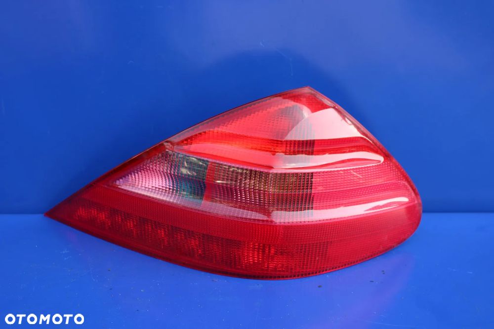 Lampa tylna lewa prawa tył lewy A2308200164 tył prawy A2308200264 OE Mercedes SL R230 W230 - 8