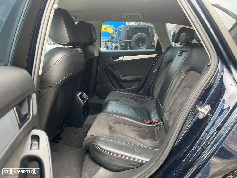 Audi A4 Avant 2.0 TDI Business Line Sport - 38