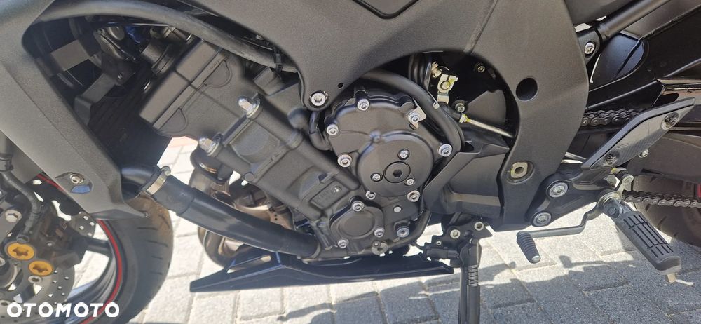 Yamaha FZ8 - 14