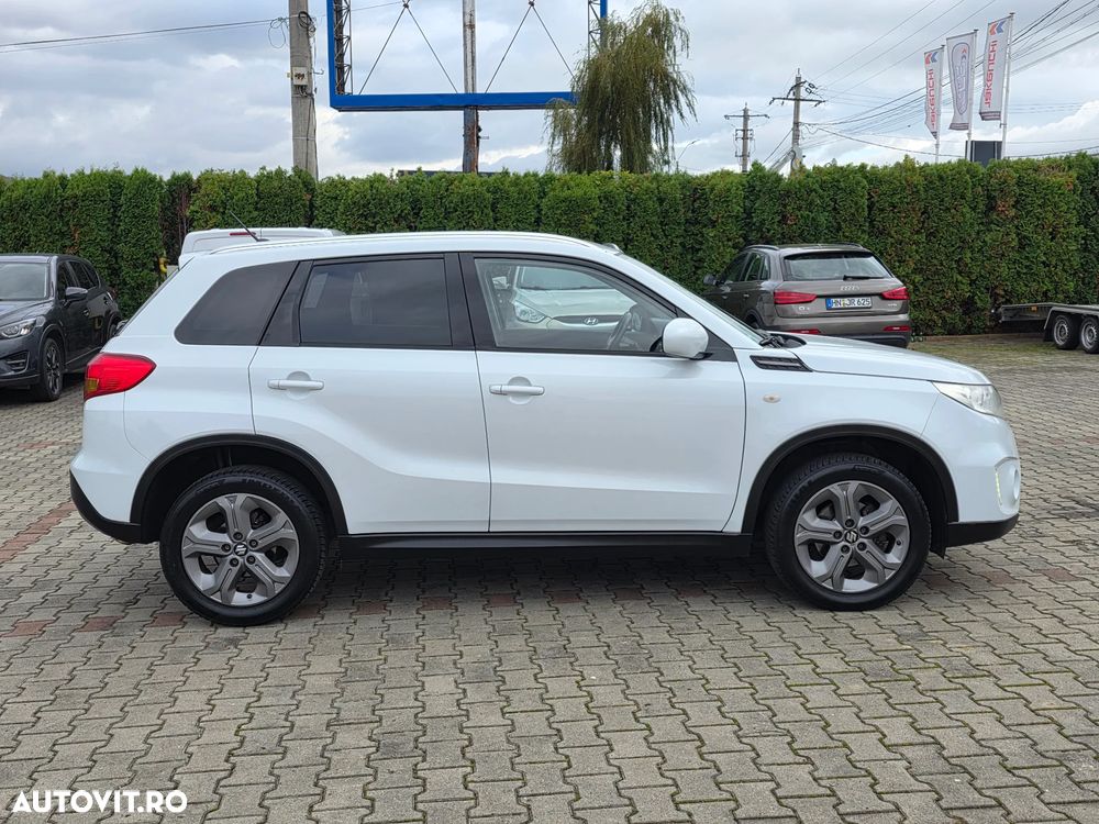 Suzuki Vitara 1.6 DDIS (4x4) Allgrip Comfort - 35