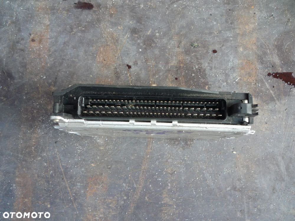 BMW E34 525 STEROWNIK SILNIKA 0261200402 - 3