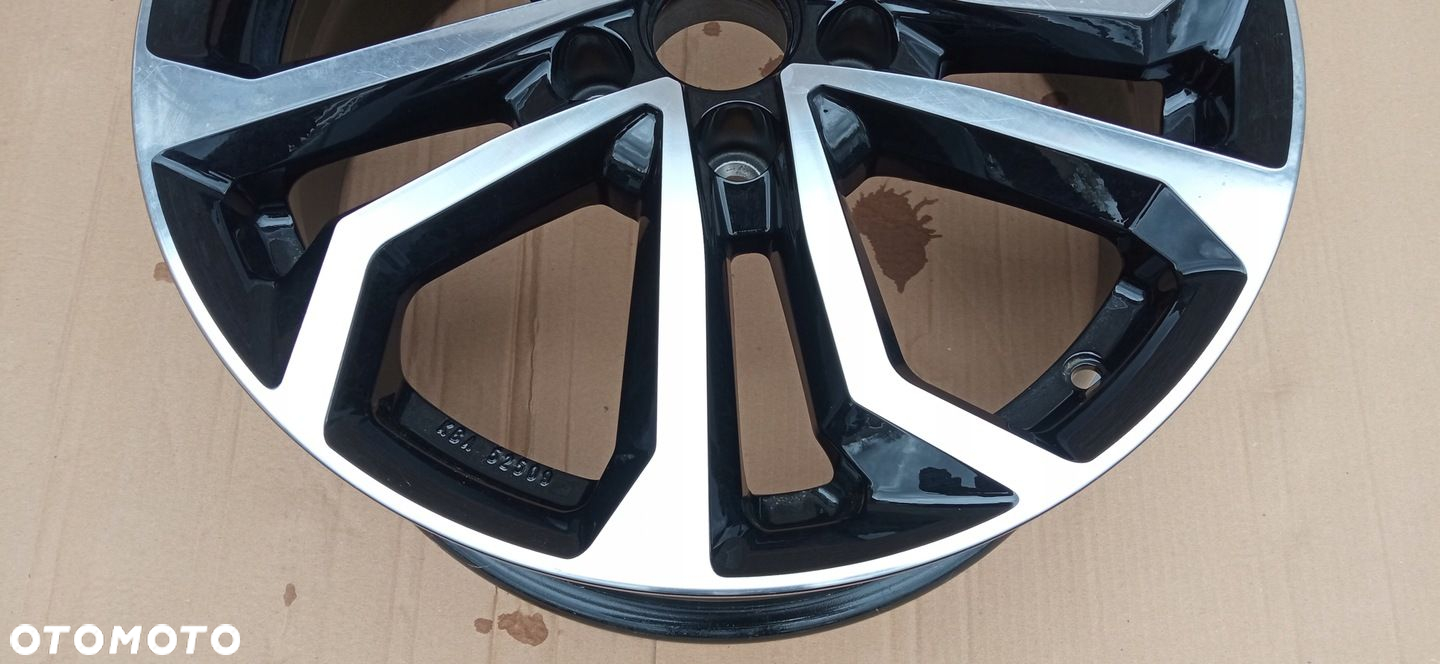 FELGA ALUMINIOWA DEZENT PCD114,3 7JX17 H2 ET 43.5 124R-001565 - 2