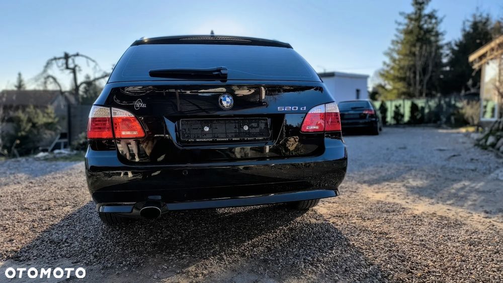 BMW Seria 5 520d - 13