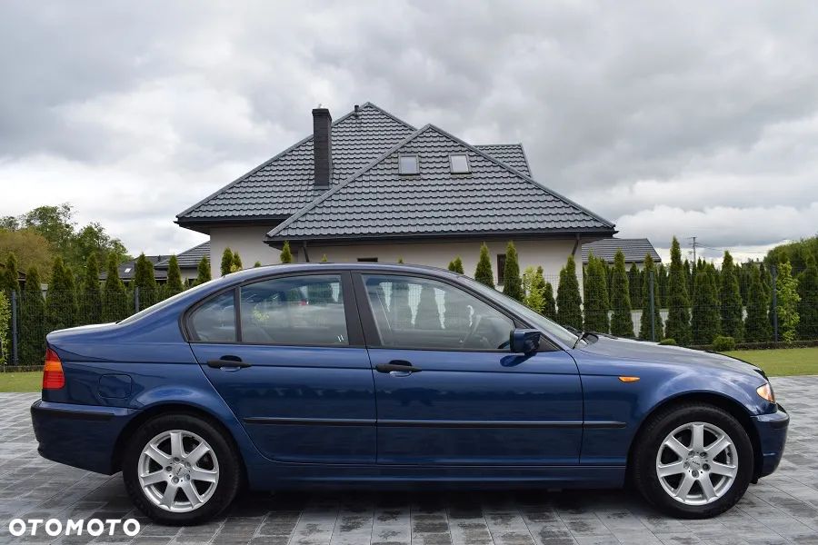 BMW Seria 3 318i - 20