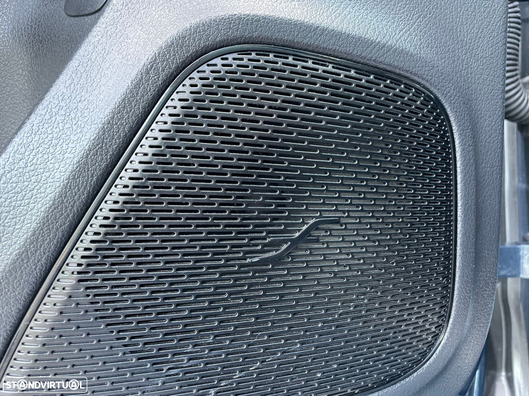 Mercedes-Benz A 250 e 8G-DCT AMG Line - 37