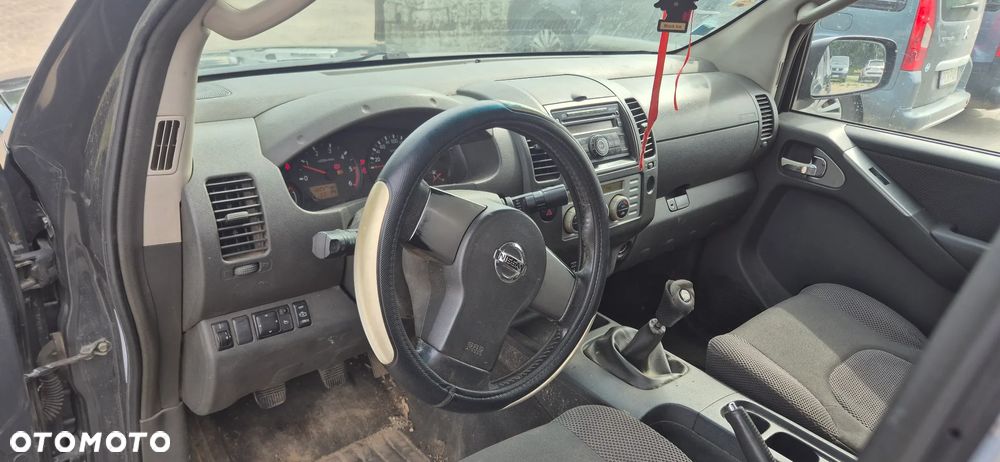 Nissan Navara - 15