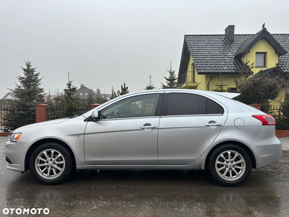 Mitsubishi Lancer - 5