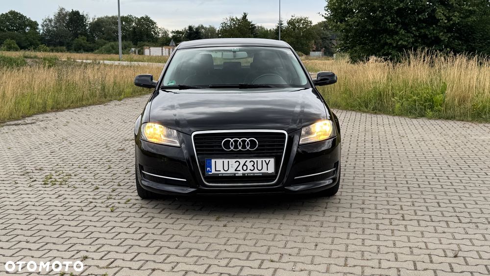 Audi A3 Sportback - 3