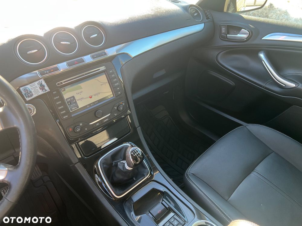 Ford S-Max 2.0 TDCi DPF Gold X - 19