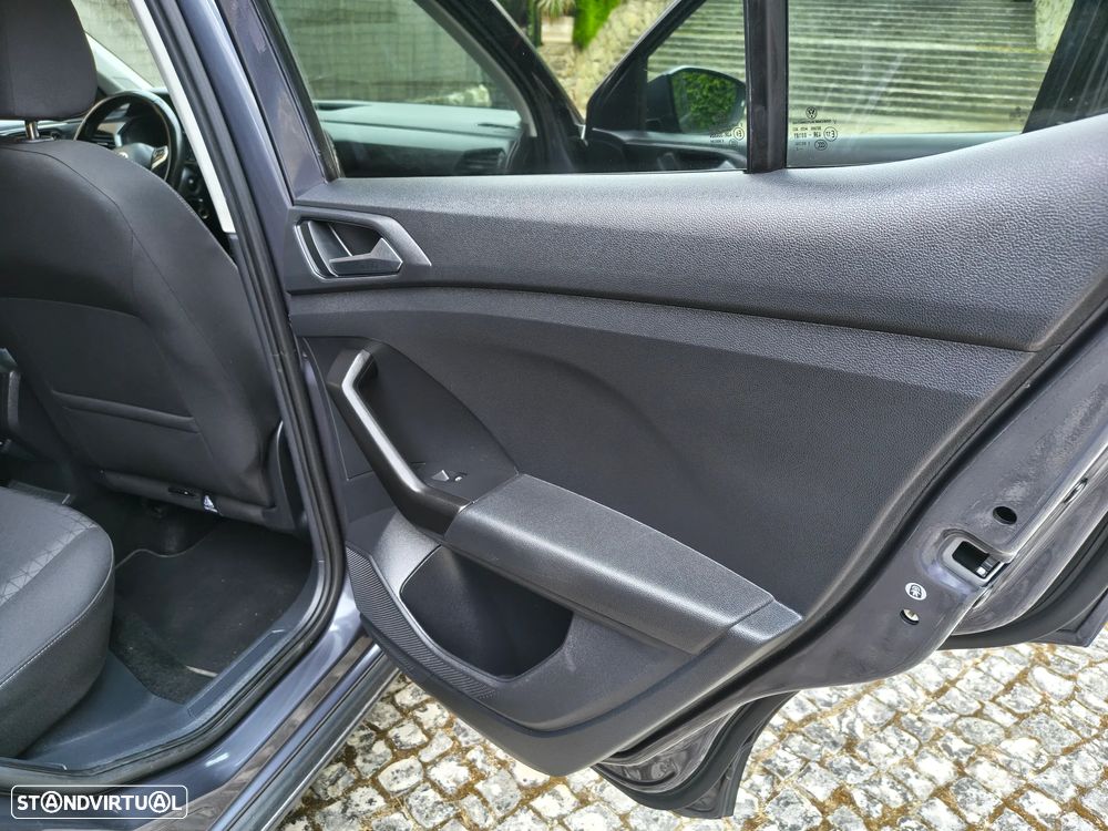 VW T-Cross 1.0 TSI Urban - 13