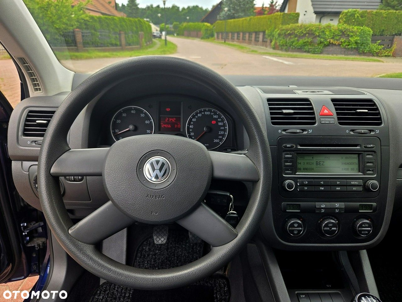 Volkswagen Golf 1.6 Comfortline - 15