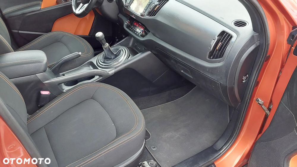 Kia Sportage 2.0 CVVT 4WD Vision - 11