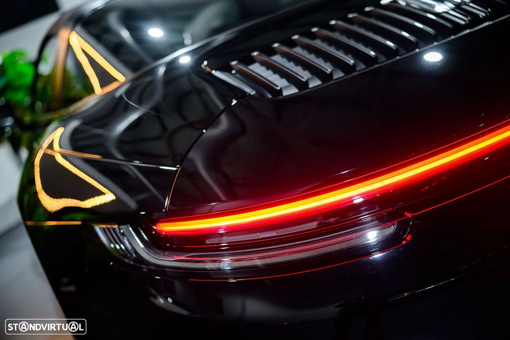 Porsche 911 (992) Targa 4 GTS PDK - 14