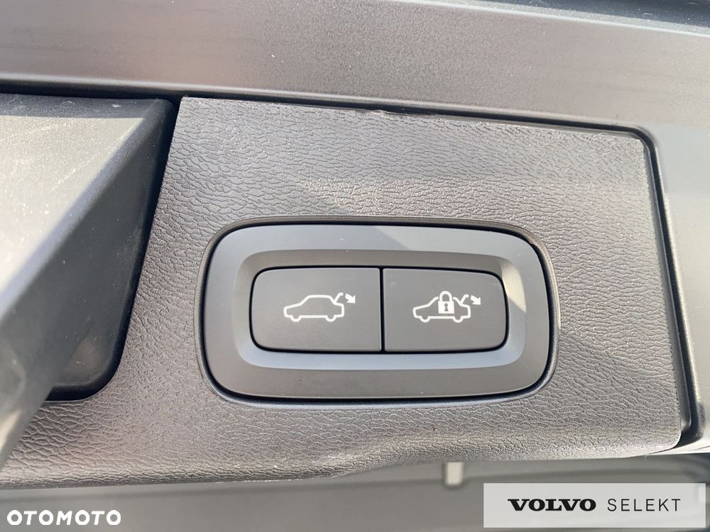 Volvo XC 60 - 21