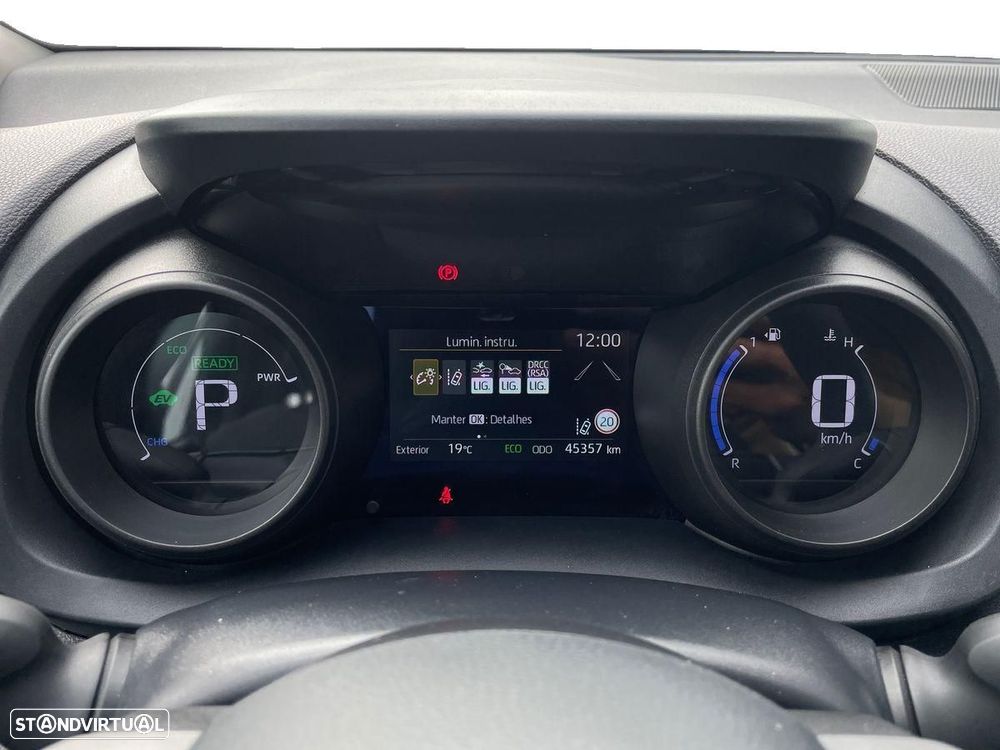 Toyota Yaris Cross 1.5 HDF Comfort - 14