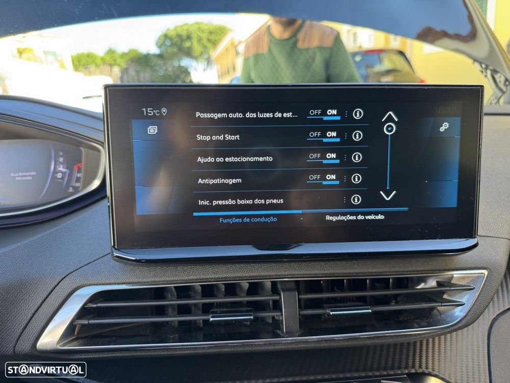 Peugeot 5008 1.2 PureTech Allure Pack - 27