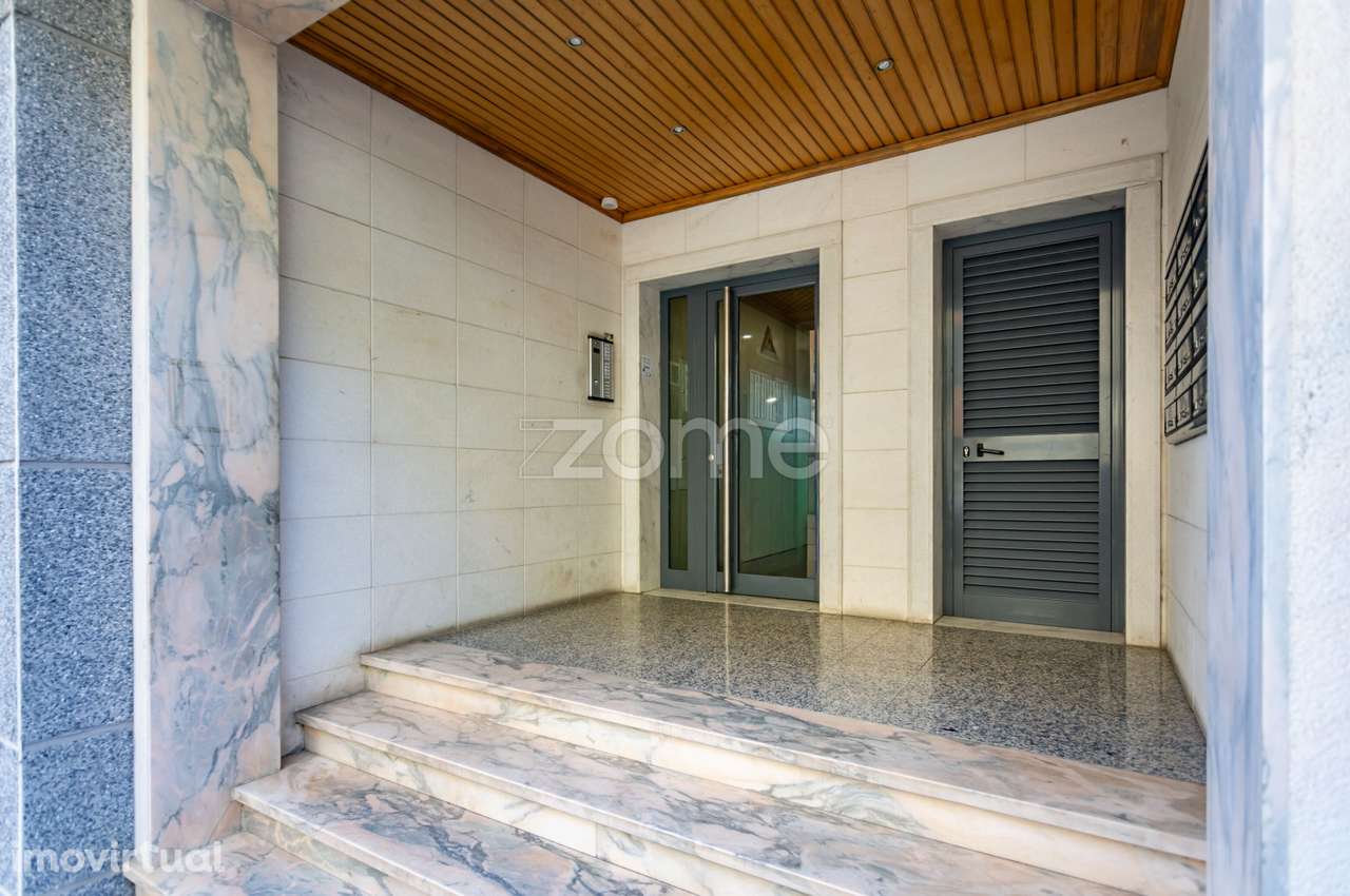 Apartamento T3, com Garagem, 114m2, no Seixal - 322.500,00€ - Grande imagem: 5/33