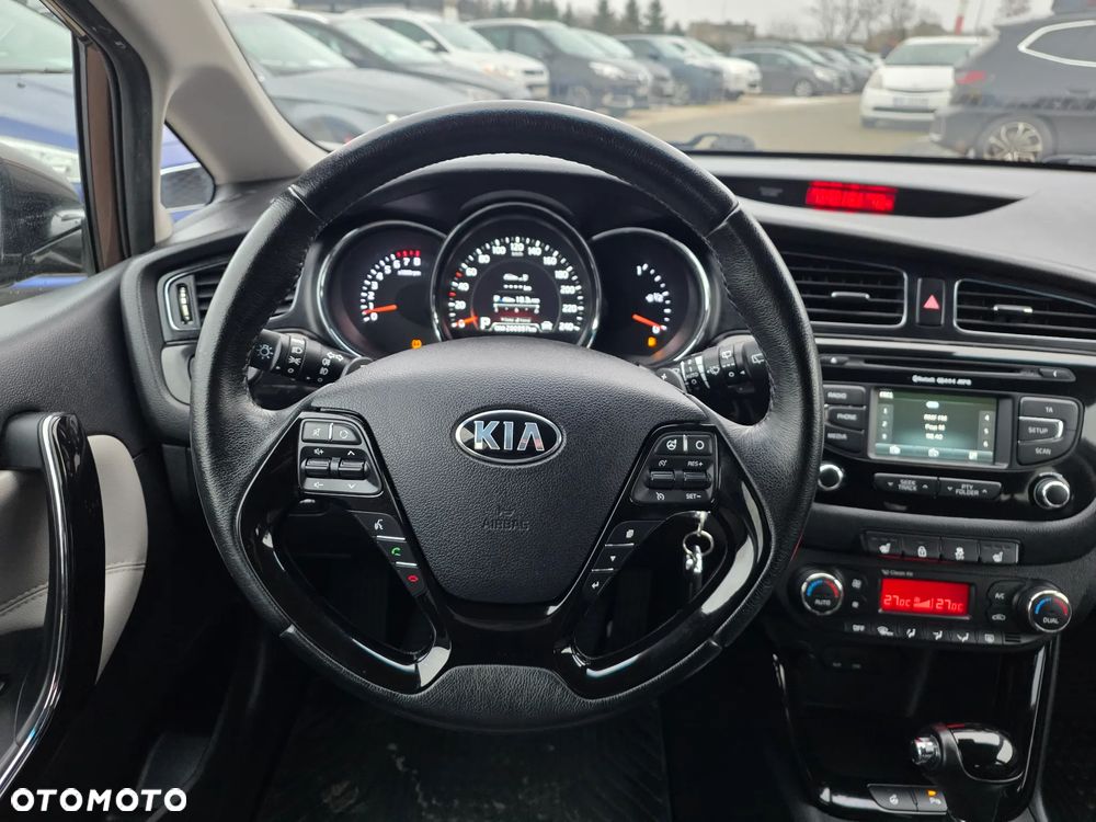 Kia Ceed 1.6 GDI DCT Platinum Edition - 21