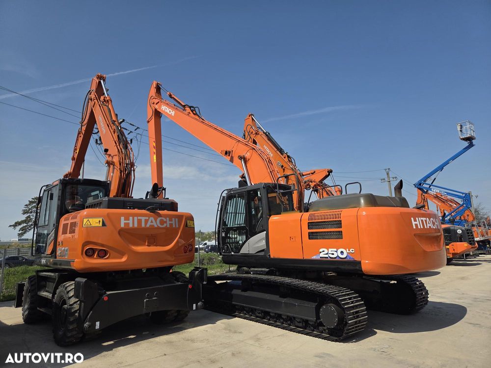 Hitachi SET BRATE LUNGI NOI 18m, cupa 0,9mc, 2019, 6.017h, gresare automata, latime 3,19m, 3 pompe hidr Hitachi, camera spate, camera laterala, consum mediu 13l/h, motor Isuzu 190CP, JAPONIA, doar 377h deplasare lant 80% ok, leasing 3 ani-PROMOTIE 131.900Eur - 36