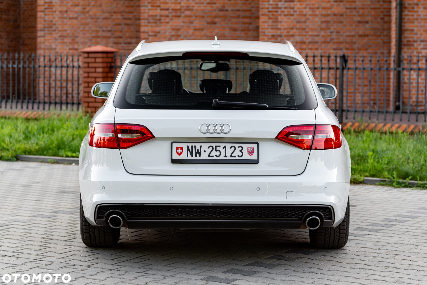 Audi A4 Avant 2.0 TFSI quattro S tronic S line Sportpaket - 14