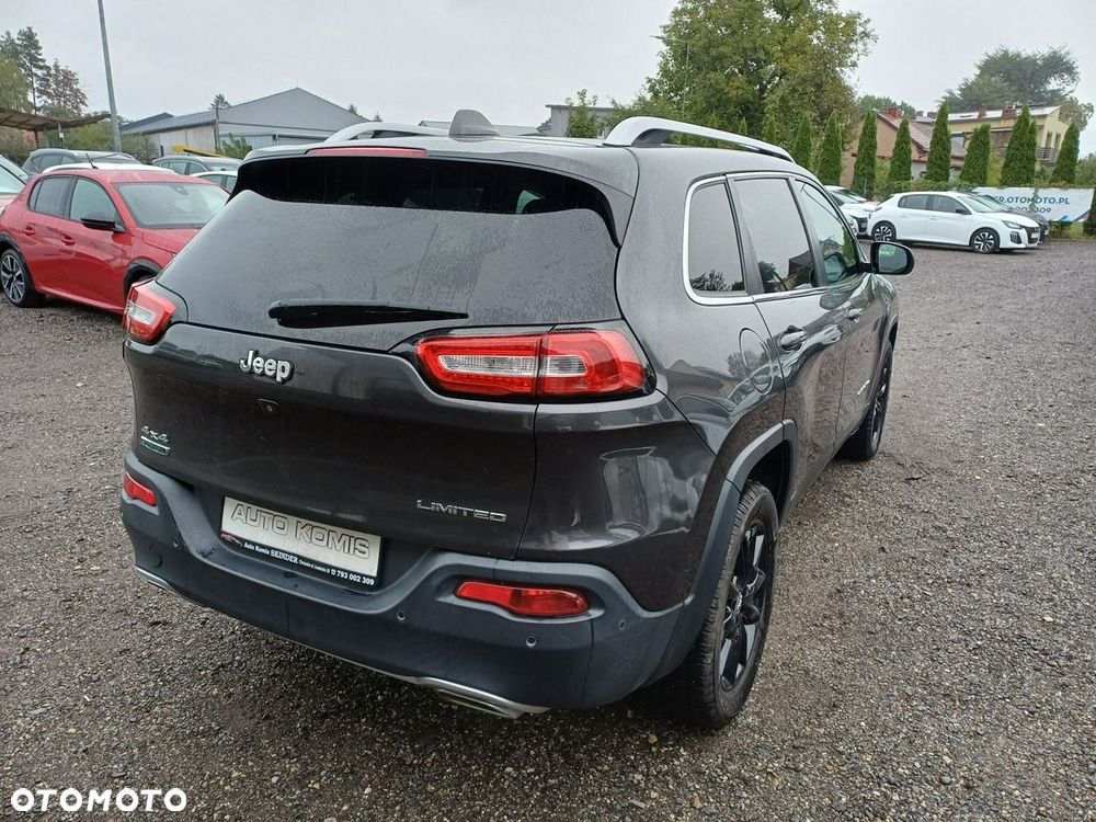 Jeep Cherokee - 7