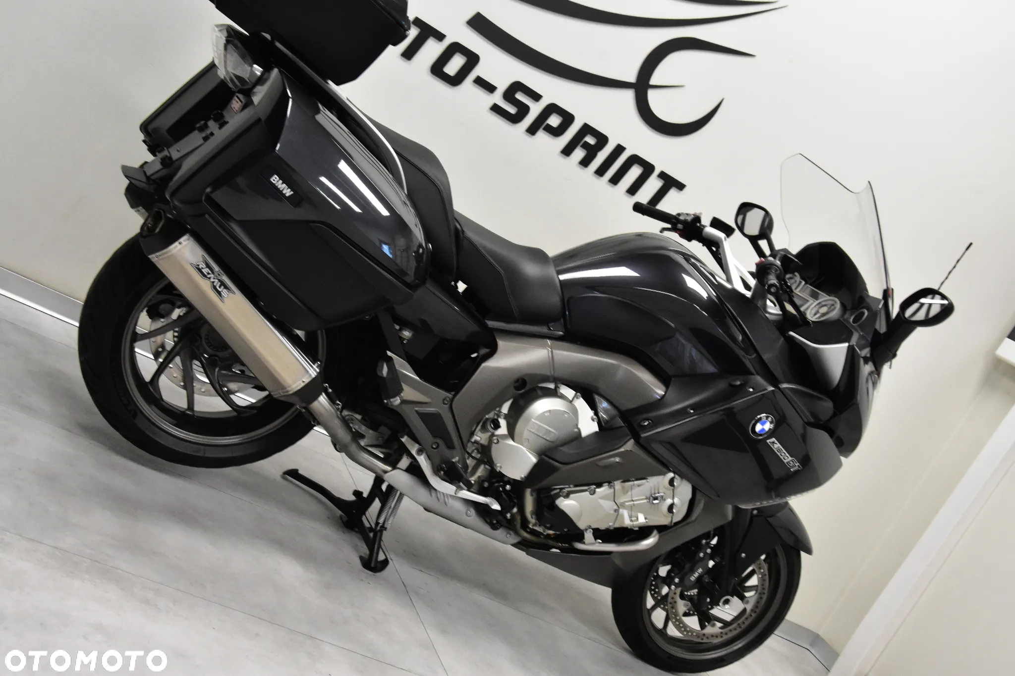 BMW K - 9