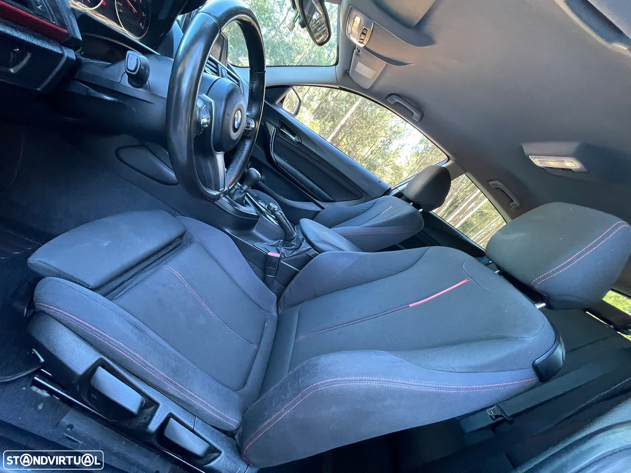 BMW 118 d Pack M - 25
