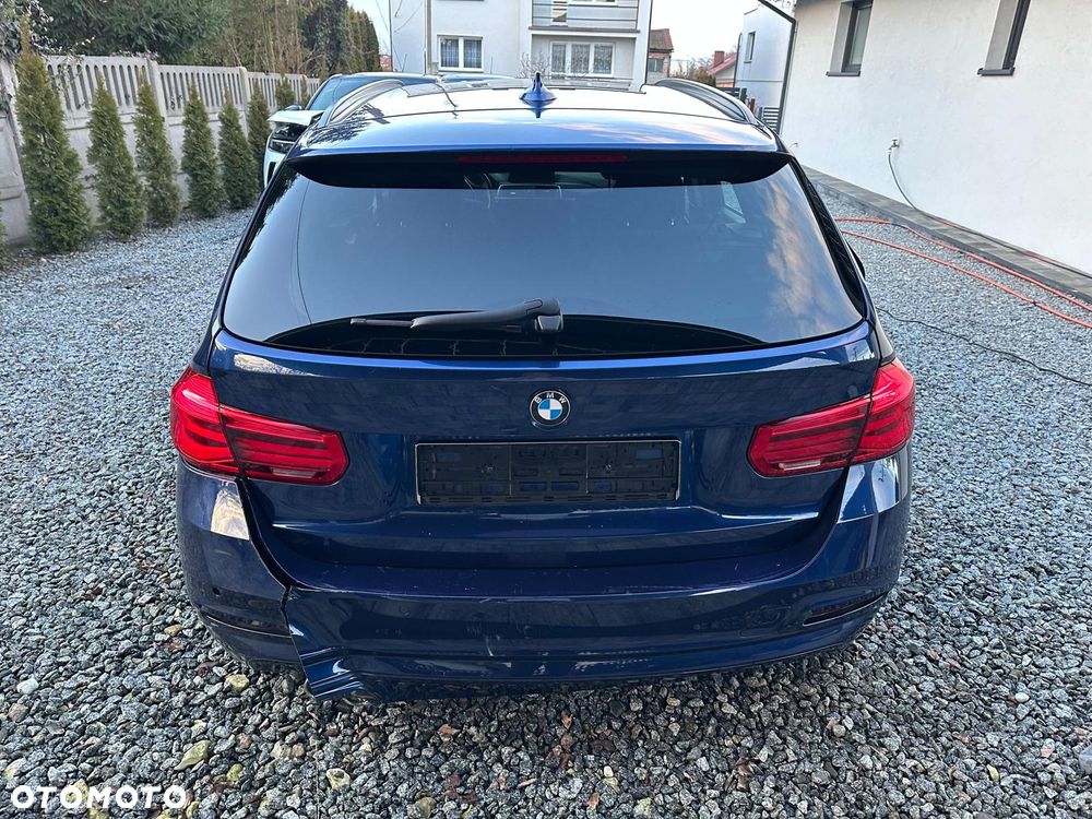 BMW Seria 3 320d Efficient Dynamics Edition Blue Perf - 4