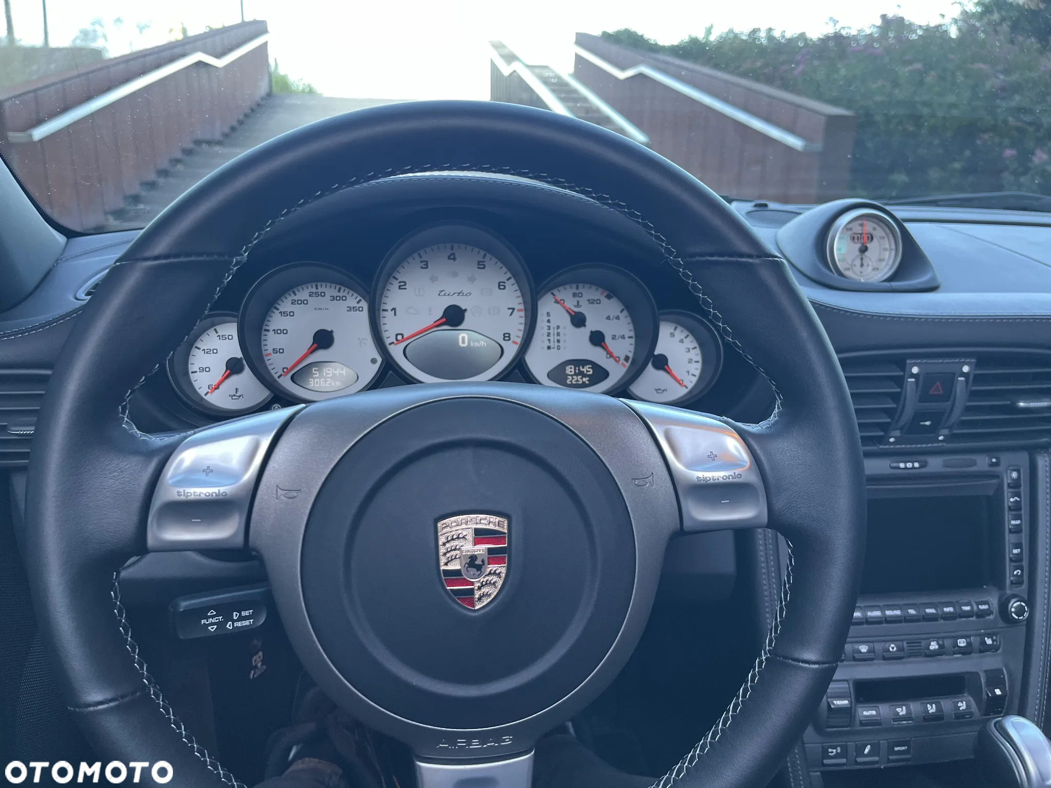Porsche 911 - 33