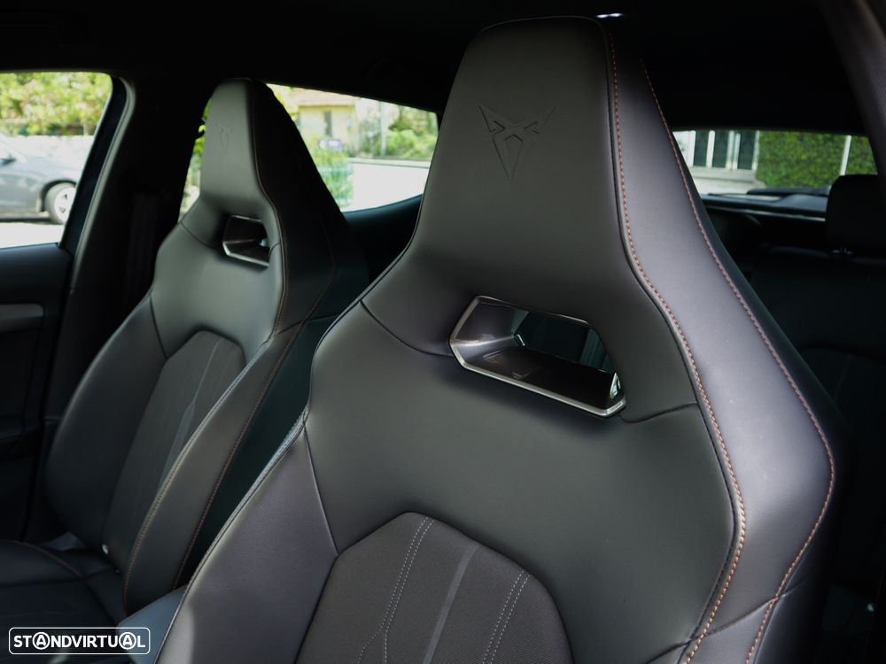 Cupra Formentor 1.4 e-Hybrid DSG VZ - 16