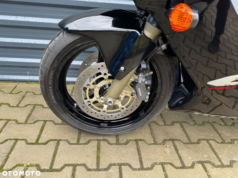 Honda CBR - 18