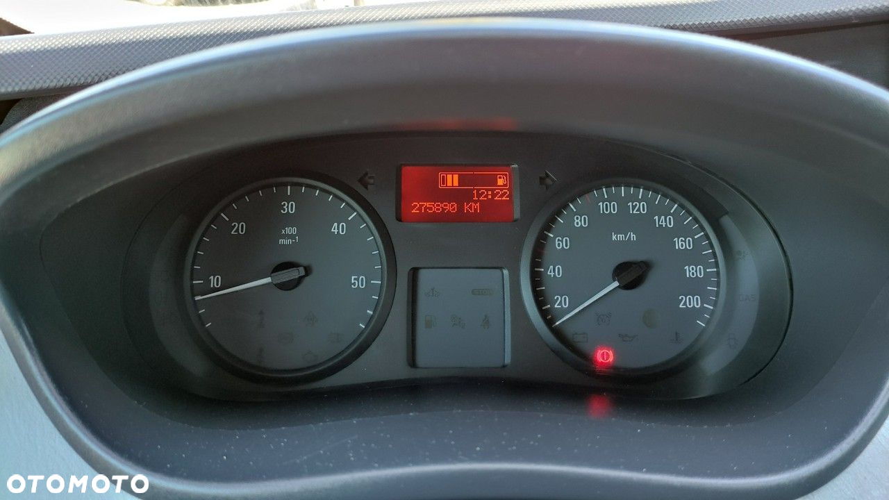 Opel Vivaro - 21