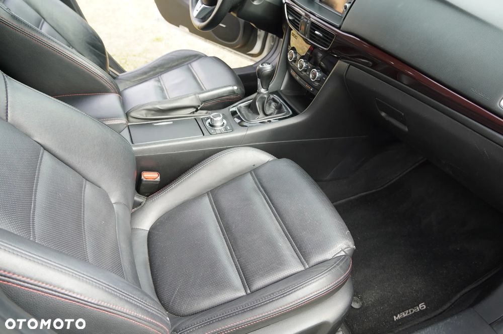 Mazda 6 2.0 Skypassion I-ELoop - 11