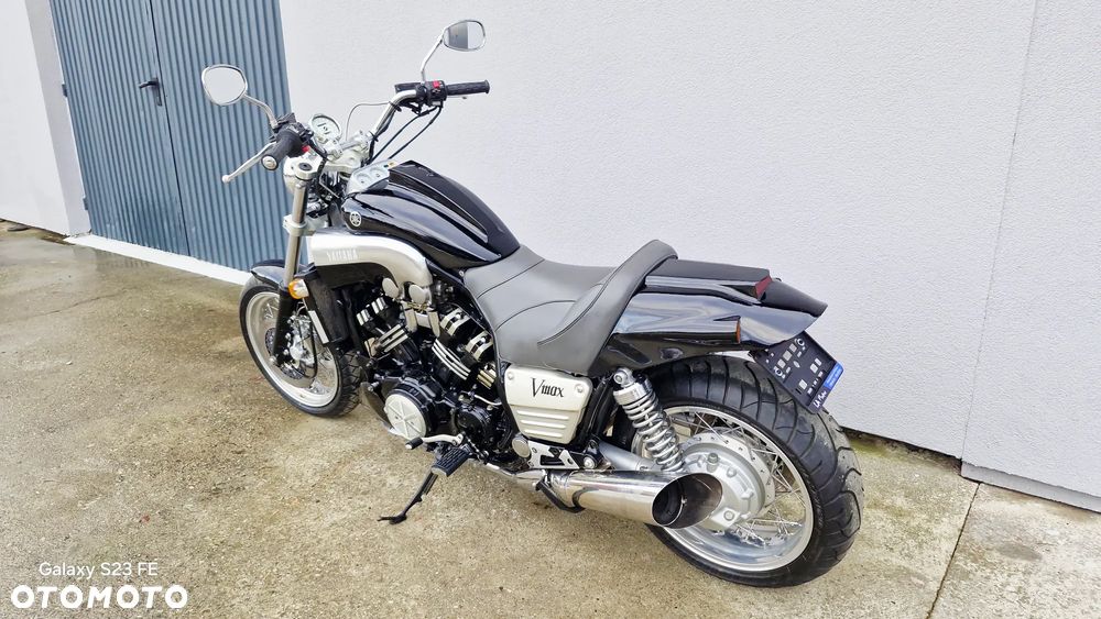 Yamaha V-MAX - 5