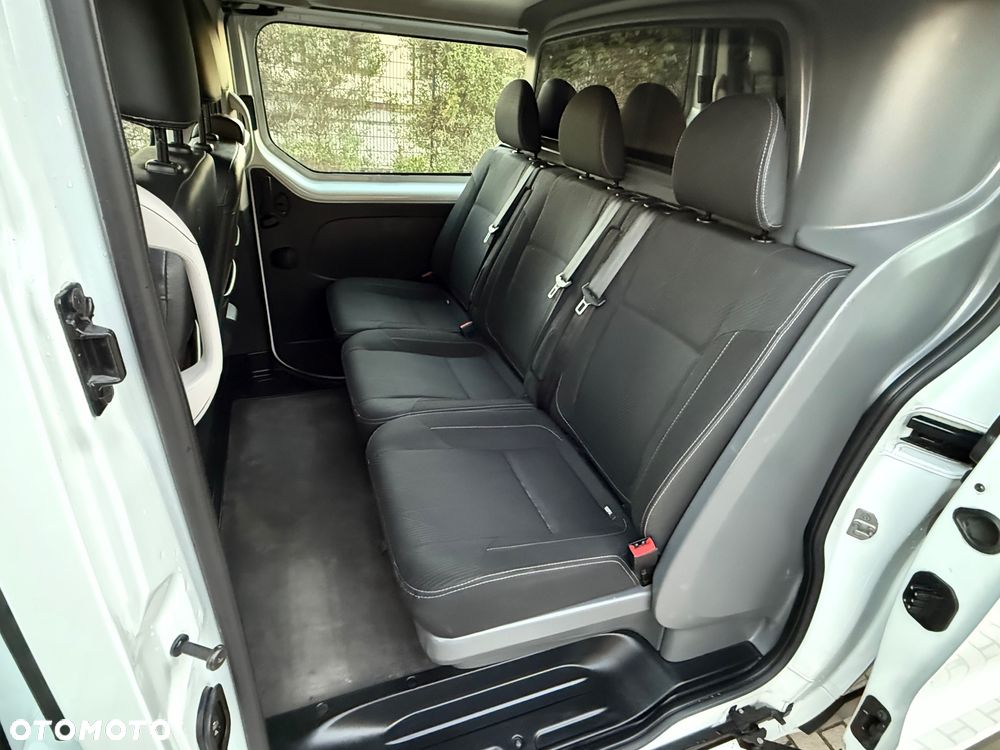 Renault Trafic - 11