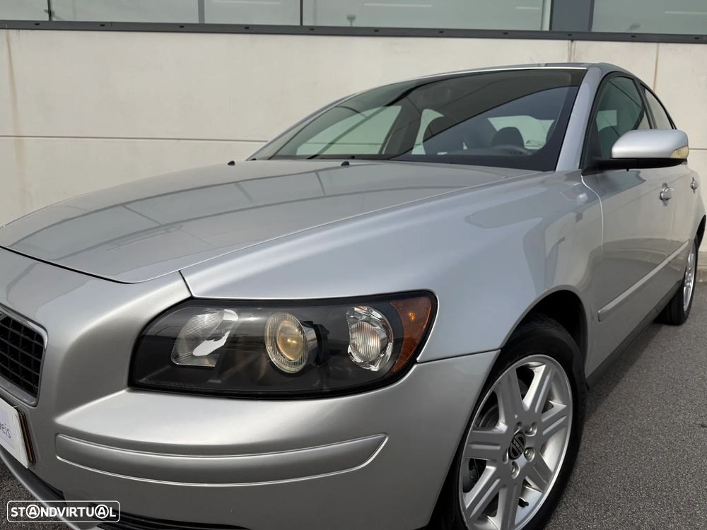Volvo S40 2.0 D Nível 1 - 18