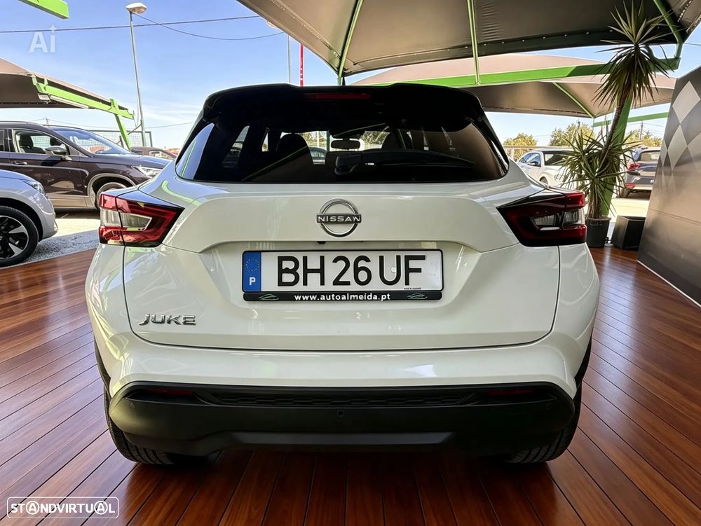 Nissan Juke 1.0 DIG-T N-Connecta - 4