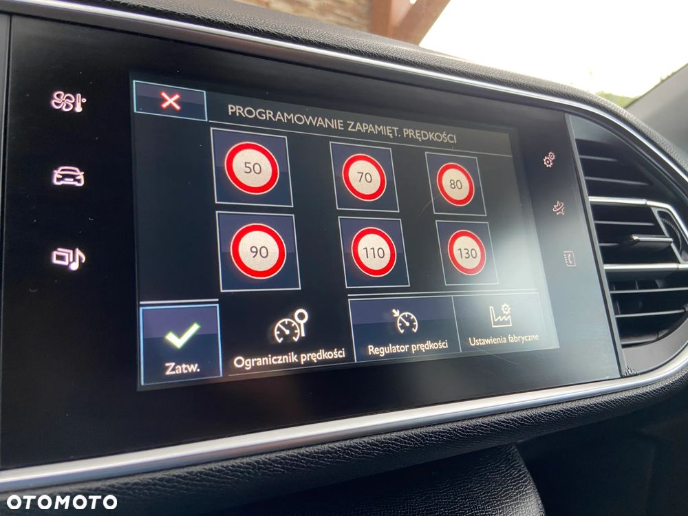 Peugeot 308 82 VTi Active - 26
